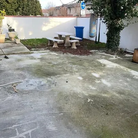 Johana Villa Aucamville